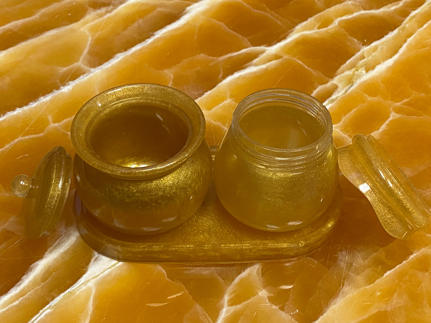 Gold Resin Honey Pot Bundle – Handmade Resin Jars with Tray, Kitchen & Dining Table Storage Set
