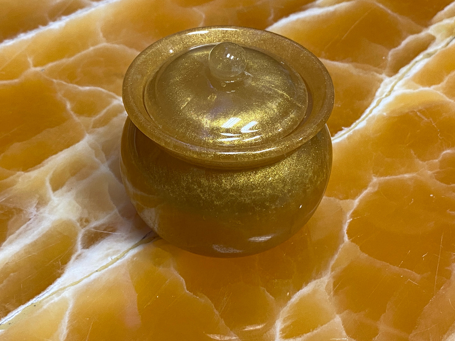Gold Resin Honey Pot Bundle – Handmade Resin Jars with Tray, Kitchen & Dining Table Storage Set