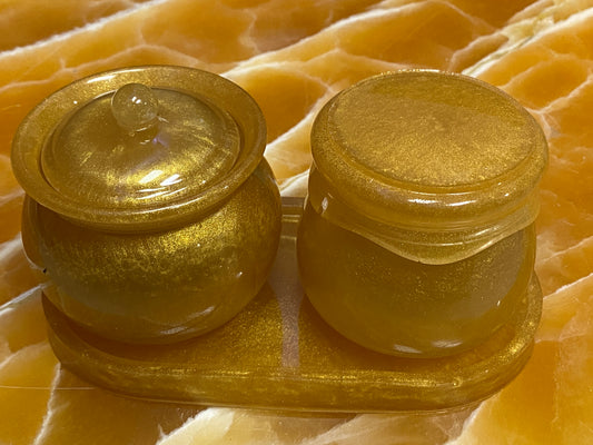 Gold Resin Honey Pot Bundle – Handmade Resin Jars with Tray, Kitchen & Dining Table Storage Set